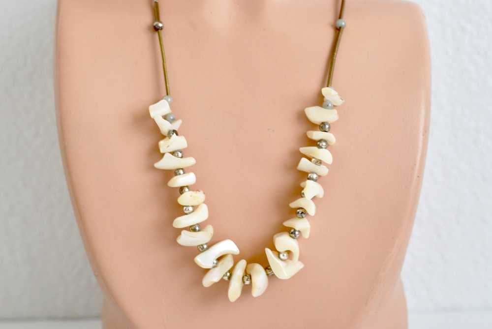 Vintage 1970s Chunky BoHo Style Mother of Pearl N… - image 1