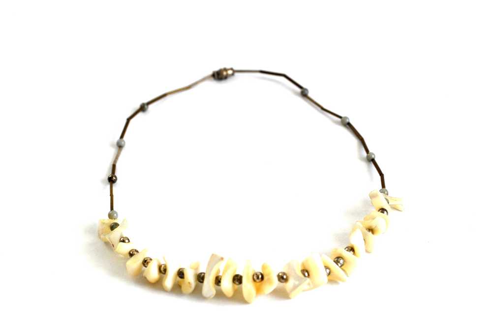 Vintage 1970s Chunky BoHo Style Mother of Pearl N… - image 2