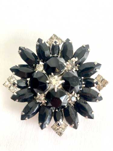 Black Rhinestone Starburst Brooch