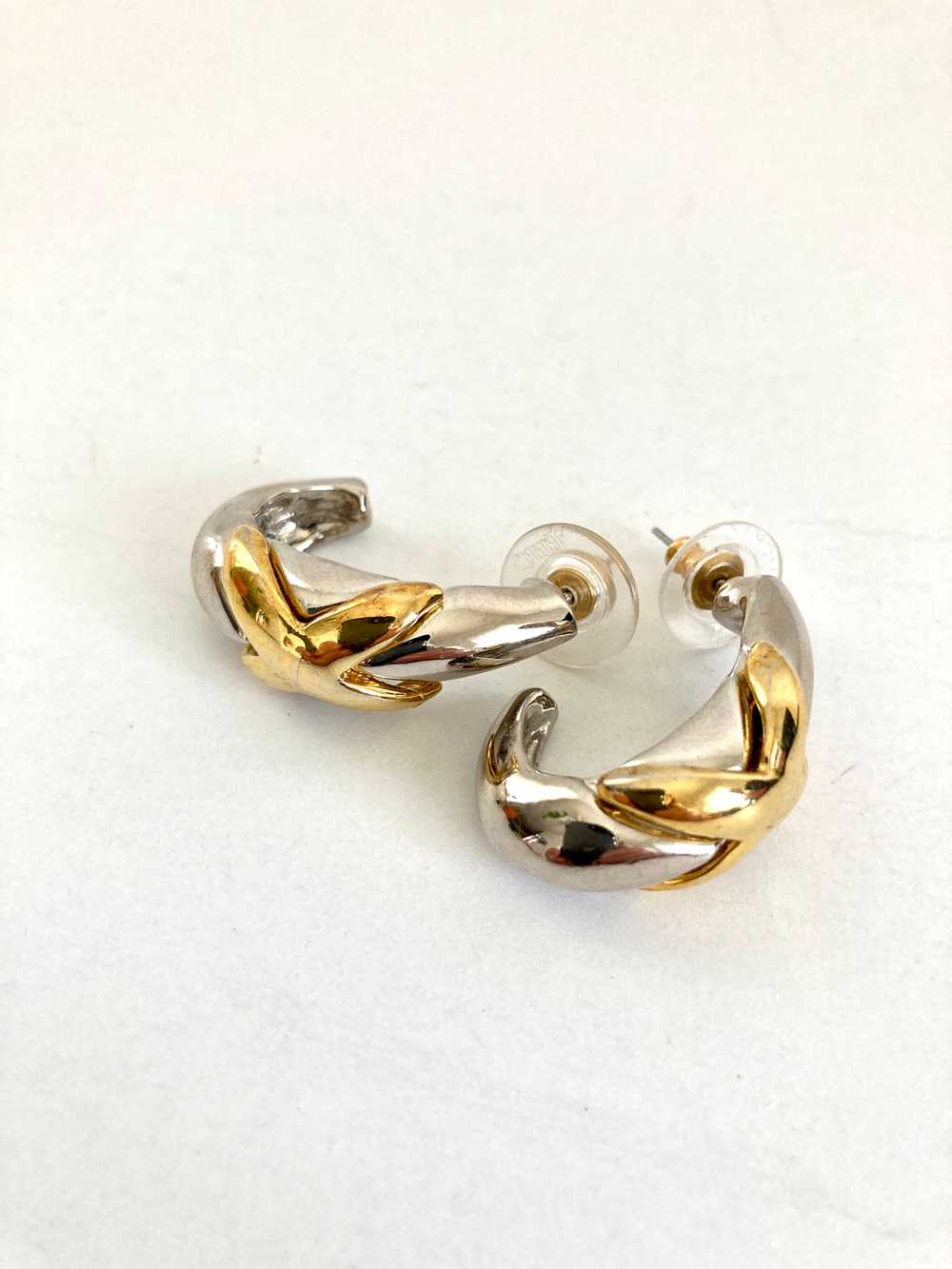 1980s Two Tone Half Hoop Earrings With X - image 4