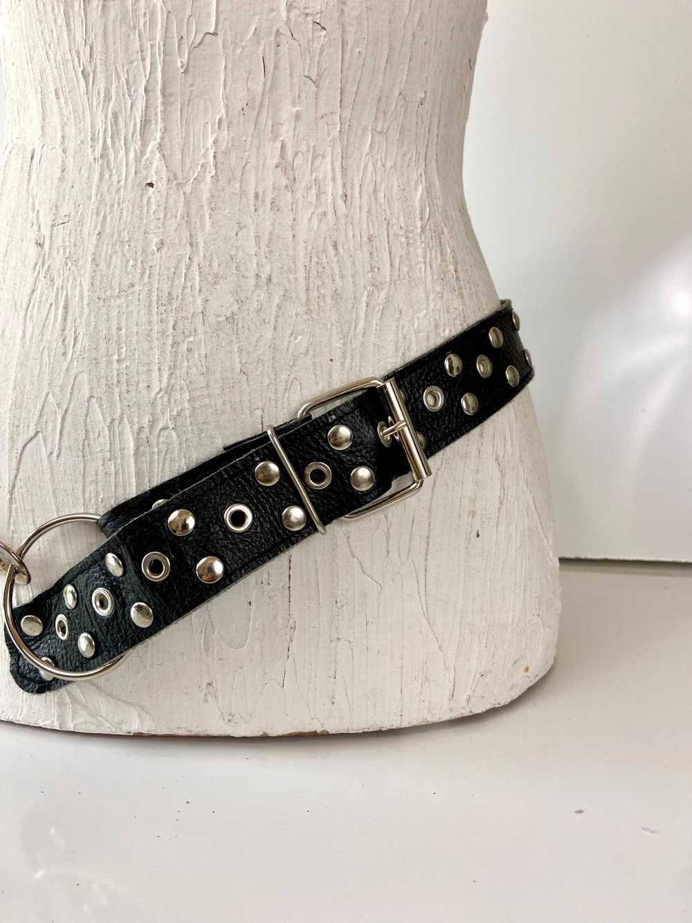 Black and silver chain belt - image 7