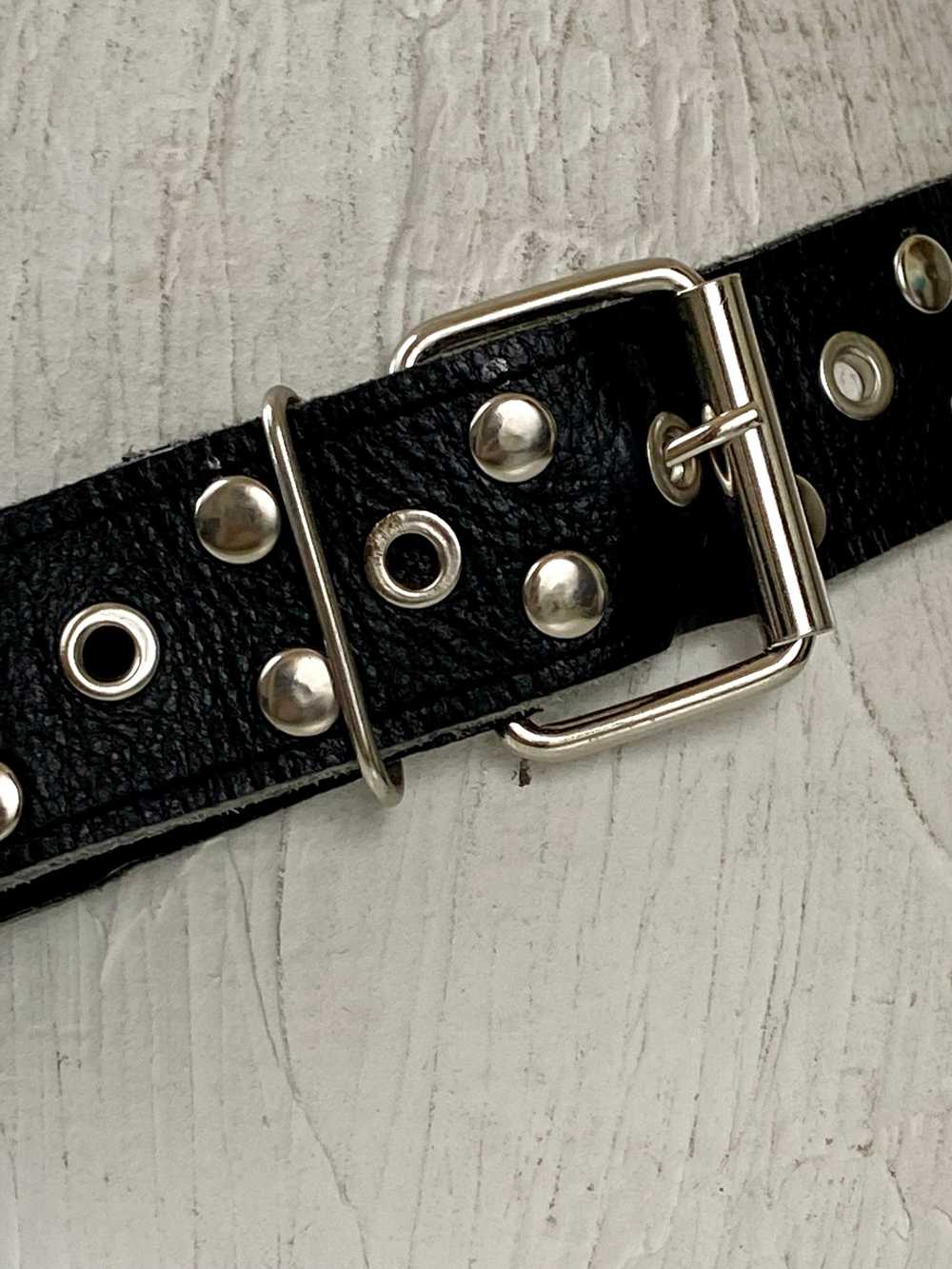 Black and silver chain belt - image 9