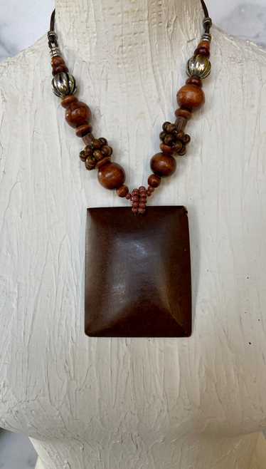 Wood style Choker