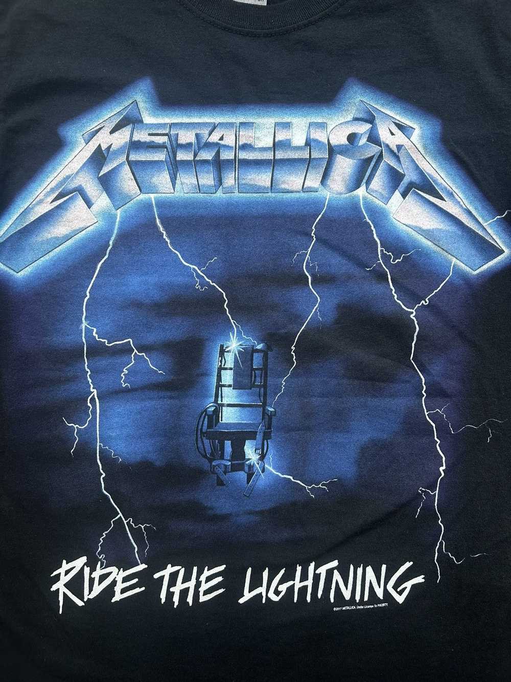 Metallica × Rock Tees × Vintage 2017 Metallica Ri… - image 3