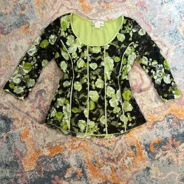 Vintage Y2K whimsigoth green and black lace blouse