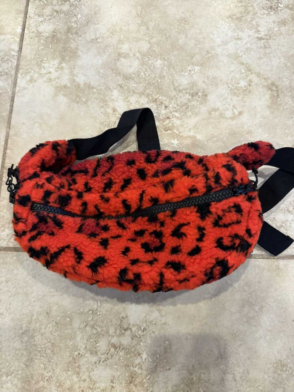 Supreme Supreme FW17 leopard Fleece Red Waist bag… - image 3