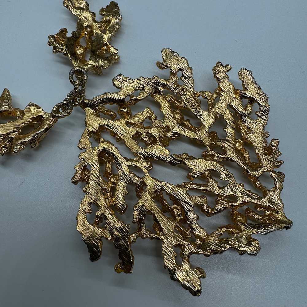 1970 Sea Fern Coral Motif Necklace - image 8