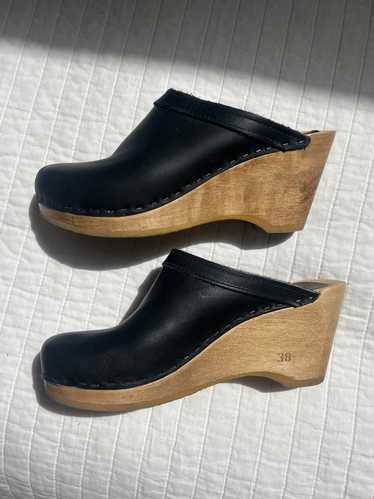 No. 6 New School Clog on Wedge in Black (38) | Use