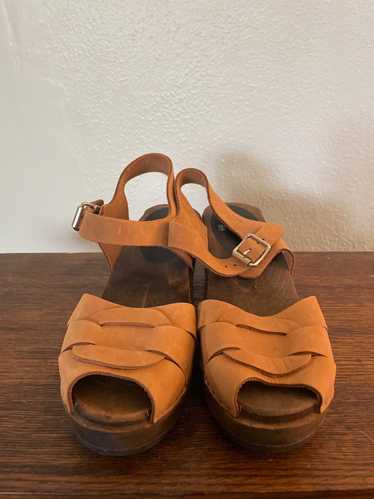 Lotta From Stockholm Peep toe brown clogs (38) |…