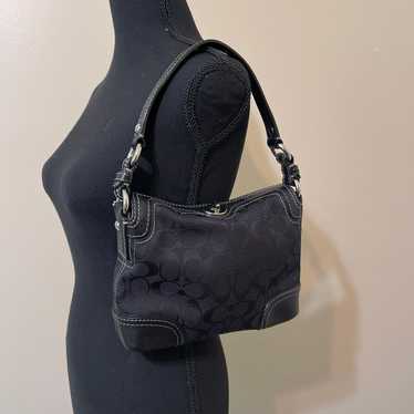 Coach purse. Black. Like new!