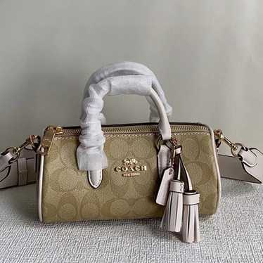coach Lacey Crossbody In Signature Canvas