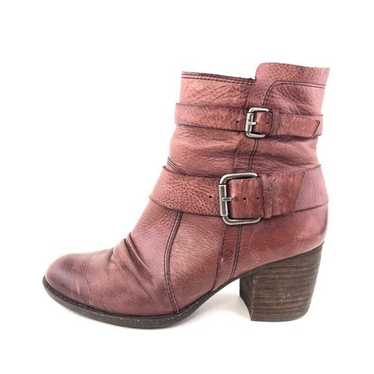 Naya Virtue Leather Ankle Boots 7M