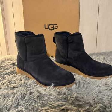 Womens Ugg wedged navy blue boots