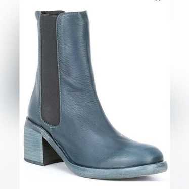 Free People Essential Chelsea Boots US 7