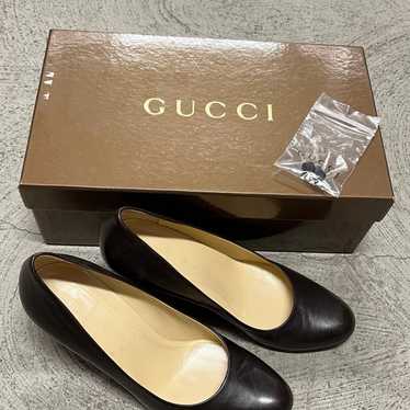 Gucci brown pumps in leather size 7B