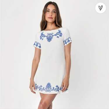 Lulu's Tale to Tell white and blue embroidered Min