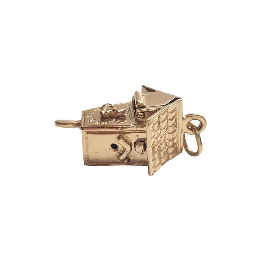 14K Yellow Gold Articulated Cuckoo Clock Charm #1… - image 2