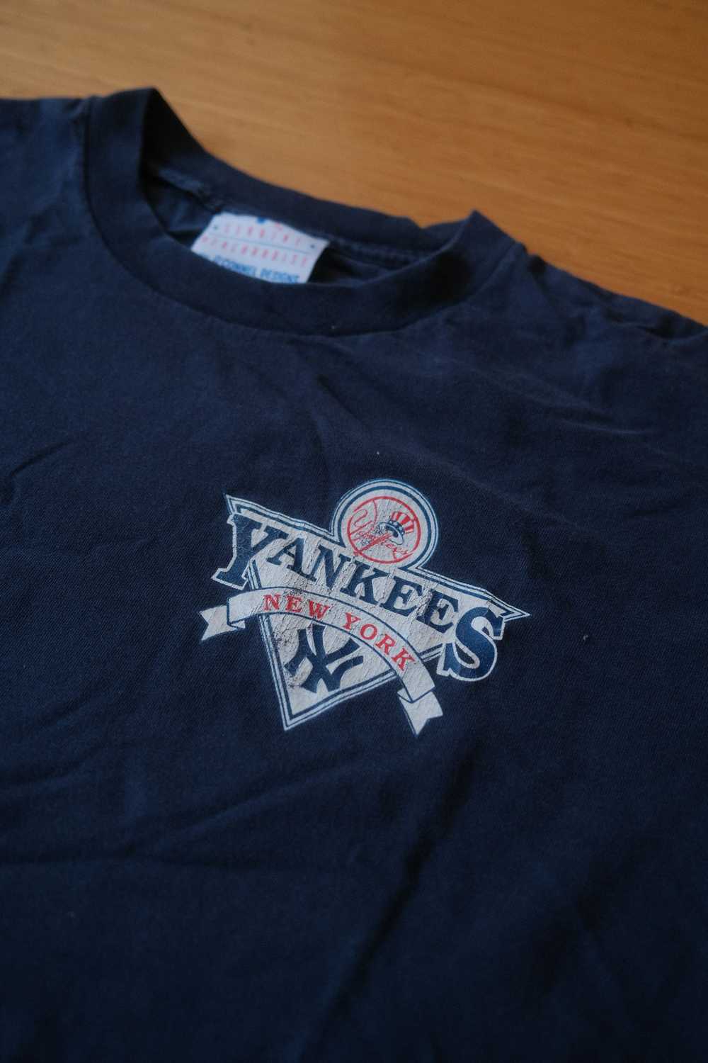 Vintage VTG Yankees T Shirt in Navy - image 3