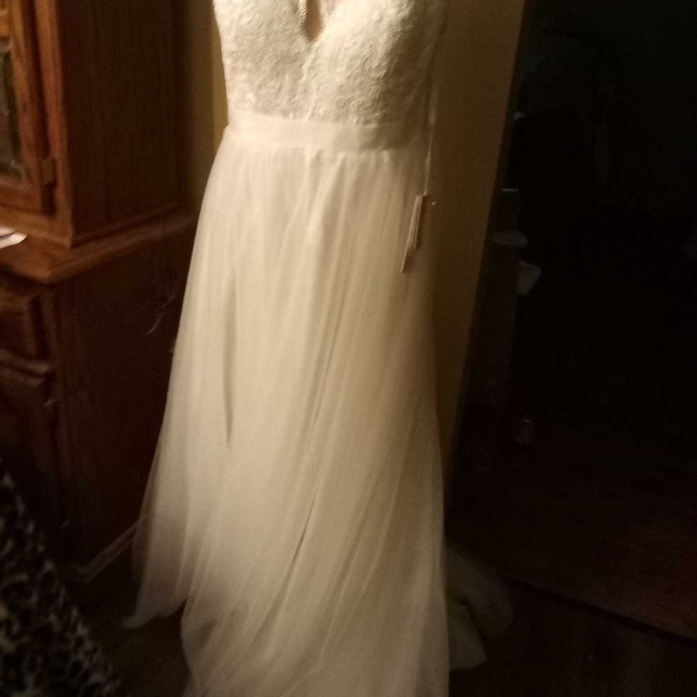 Beautiful wedding dress by jjs size 16 new with t… - image 12