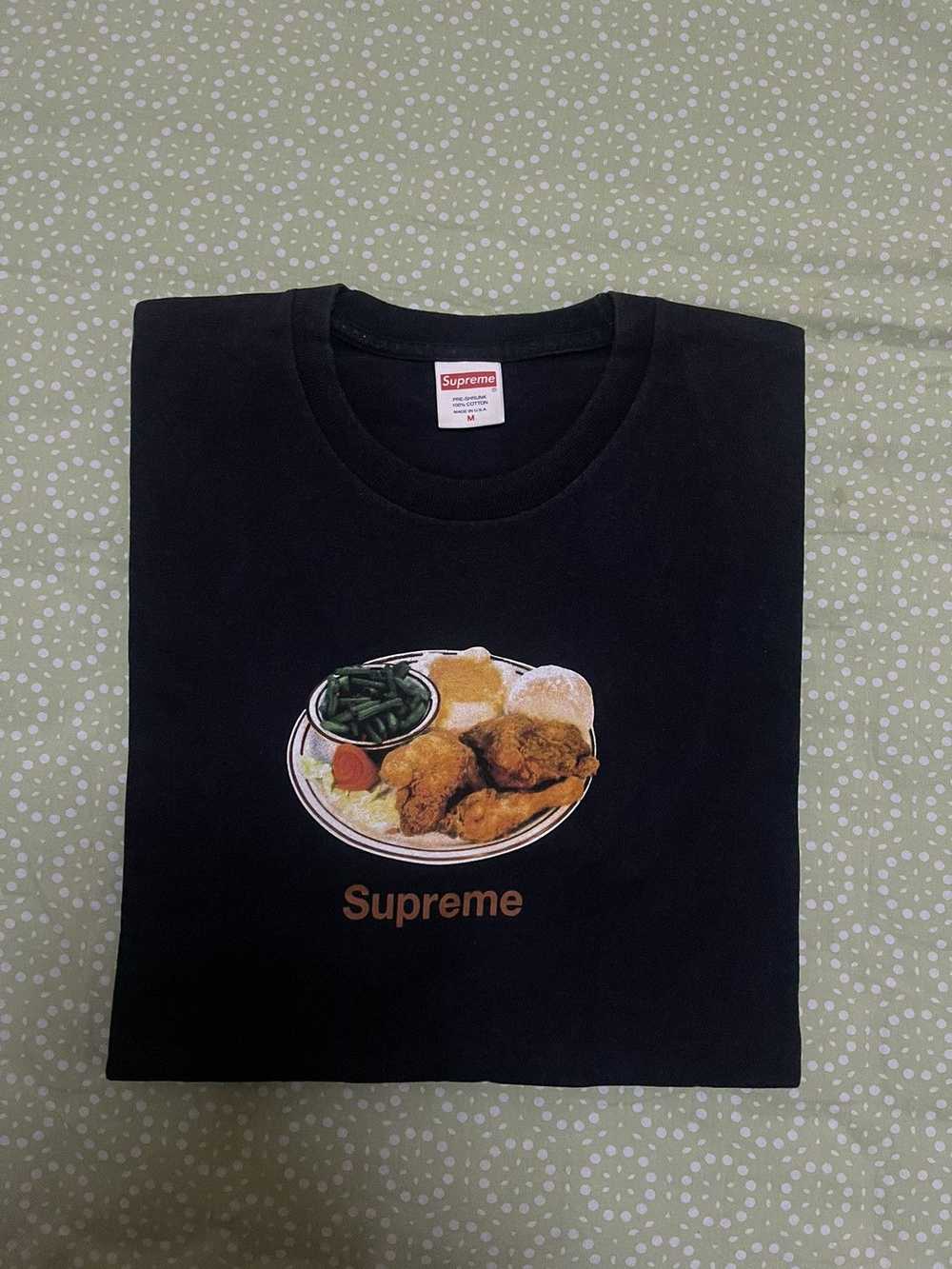 Supreme Supreme chicken dinner tee - image 2