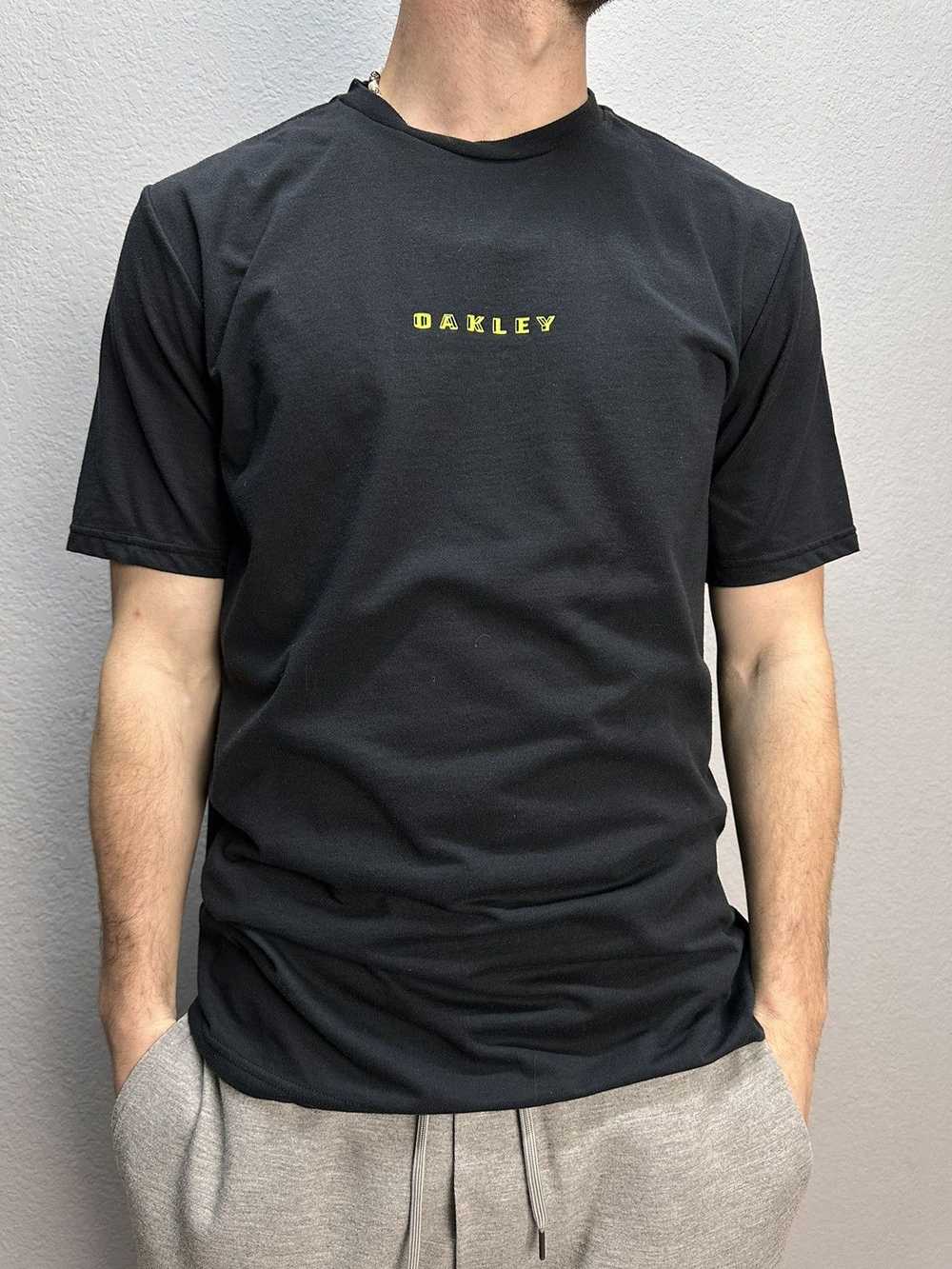 Oakley × Streetwear × Vintage Vintage men’s t-shi… - image 3