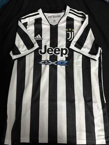 Adidas Juventus 21/22 Jersey