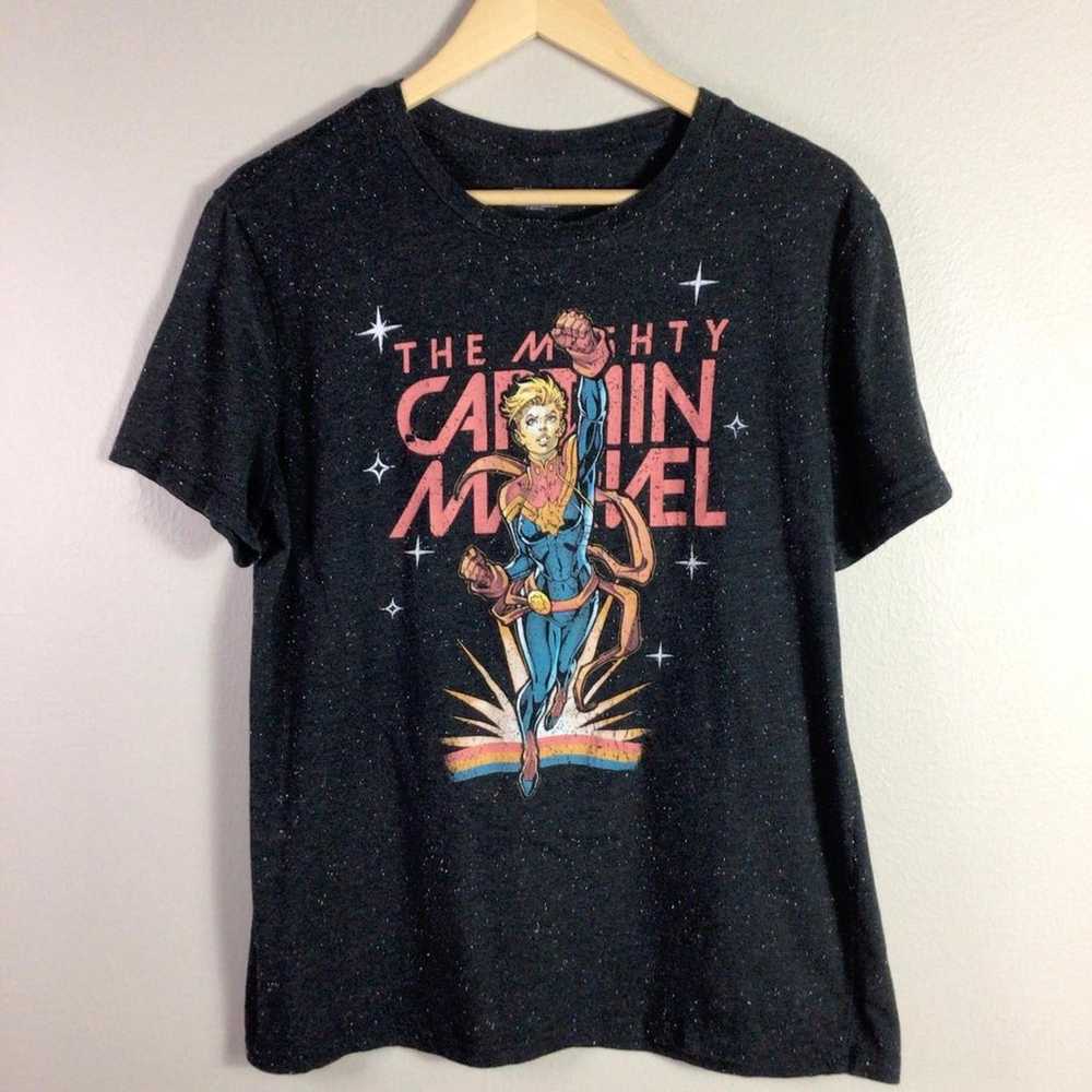 Marvel Comics Captain Marvel textured T Shirt Bla… - image 1