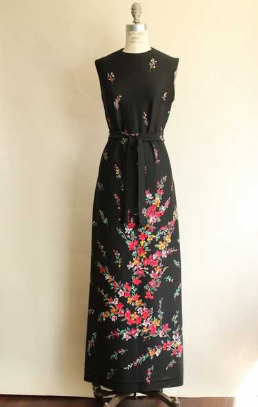 Vintage 1970s Lady Carol Black Floral Print Maxidr