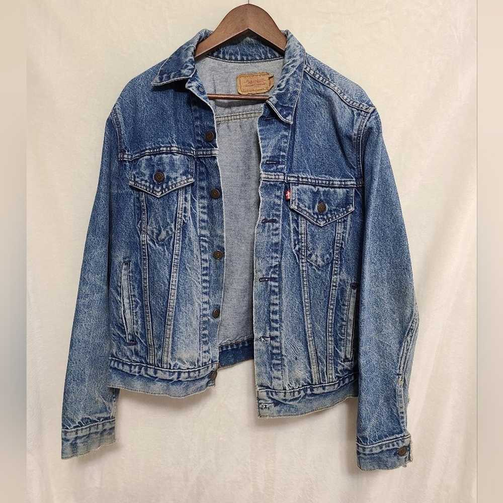 Vintage 1986 Levi's Denim Trucker Jacket Size 44R - image 1