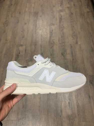 New Balance 997H Sneaker in White