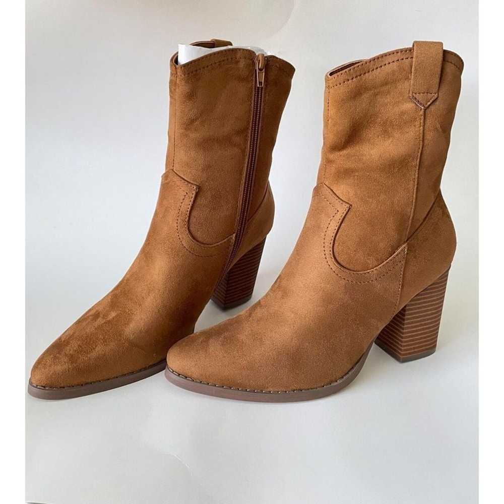 Ankle boots. Size 7 1/2 Women's - image 1