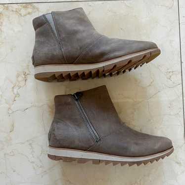 Sorel Women’s Harlow Zip Boot Leather Sz 9