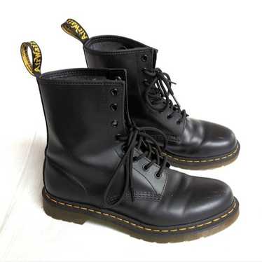 DOC MARTENS 1460 smooth black lace-up combat boot… - image 1