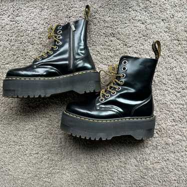 Doc Marten Jadon boots