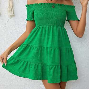 NEW. Kelly Green Off the Shoulder Dress