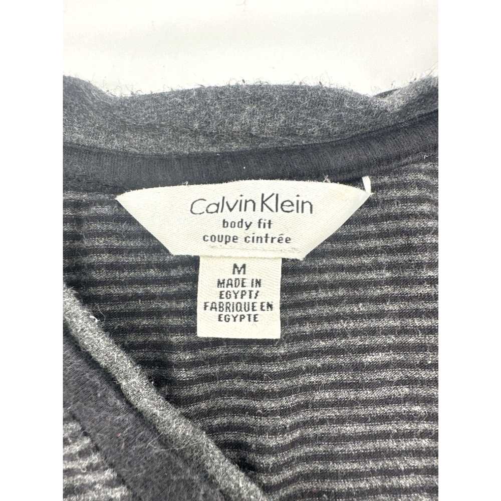 Calvin Klein Calvin Klein T-Shirt Men Medium V-Ne… - image 2