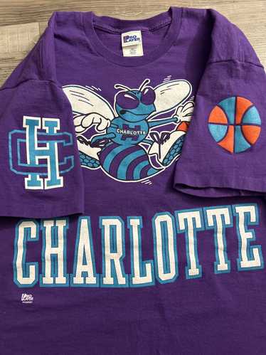 NBA × Pro Player × Vintage 90s Charlotte Hornets T