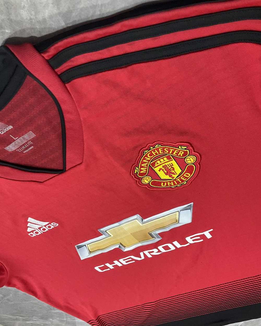 Manchester United × Soccer Jersey × Streetwear Je… - image 8