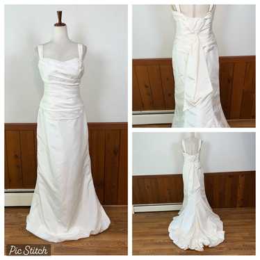 Stunning Amy Kuschel Wedding Gown!