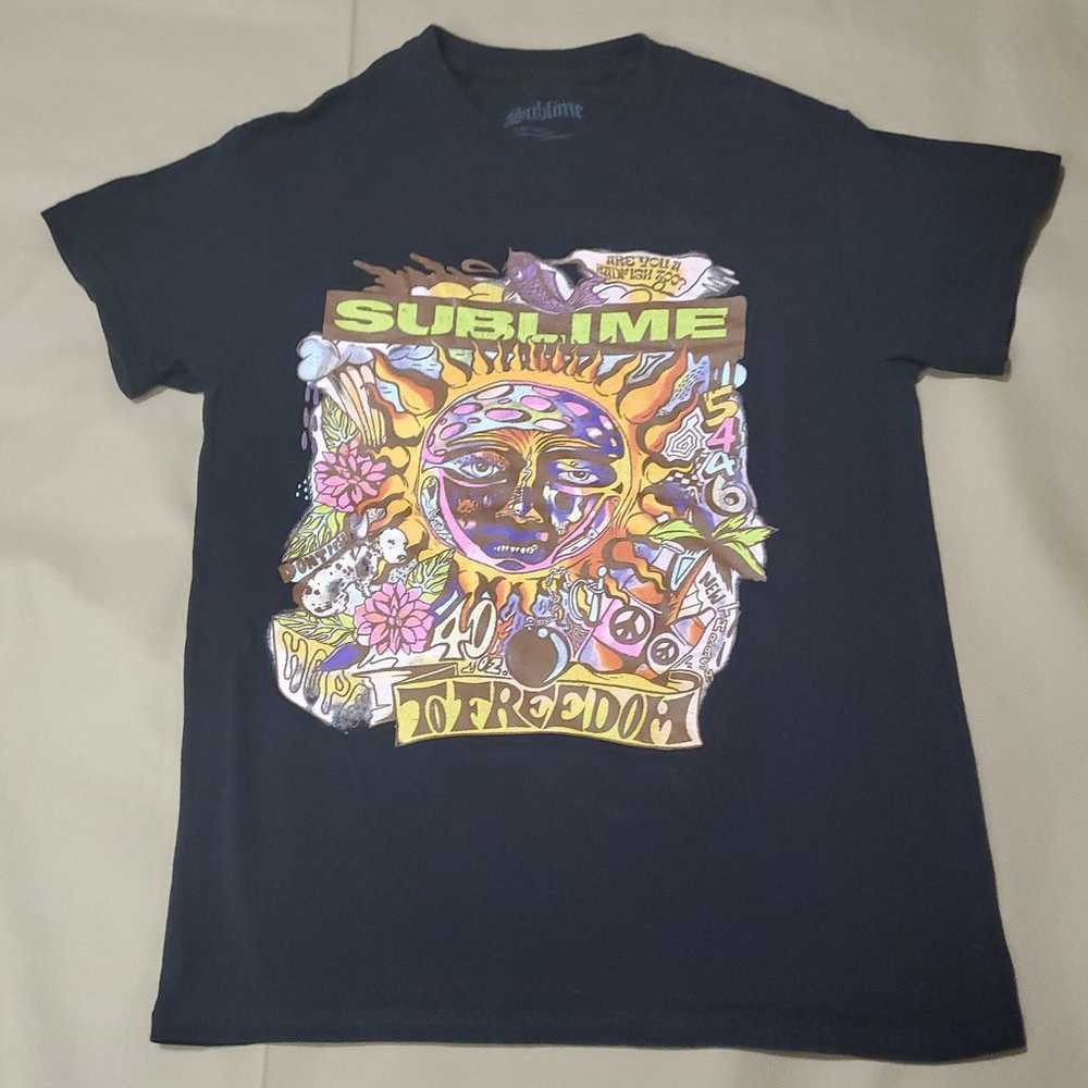 Sublime t-shirt size small - image 2