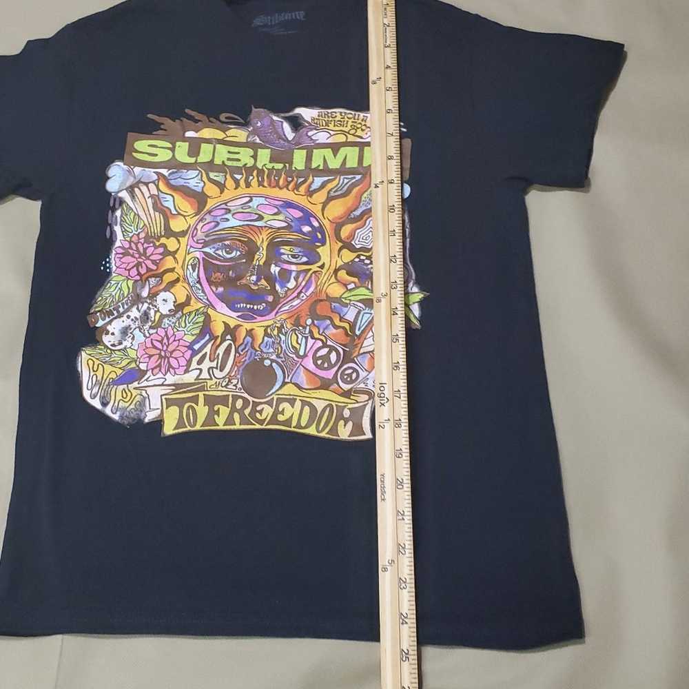 Sublime t-shirt size small - image 4