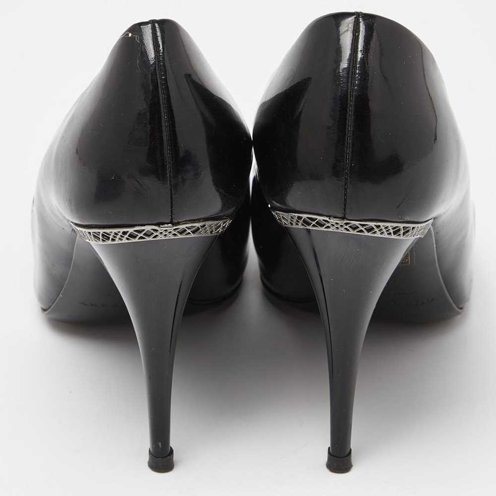 Burberry Patent leather heels - image 4