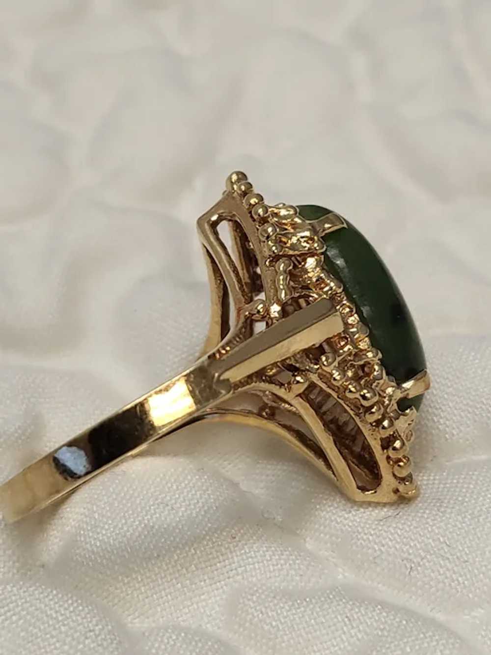 10K Yellow Gold Heavy Nephrite Jade Ring 6.5 - image 3