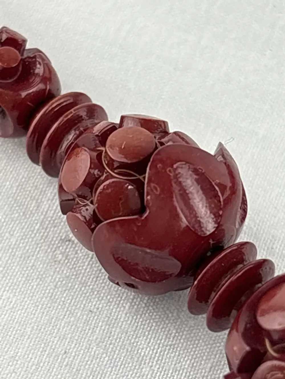 Vintage Carved Chinese Red Lacquer Shou Bead Neck… - image 5