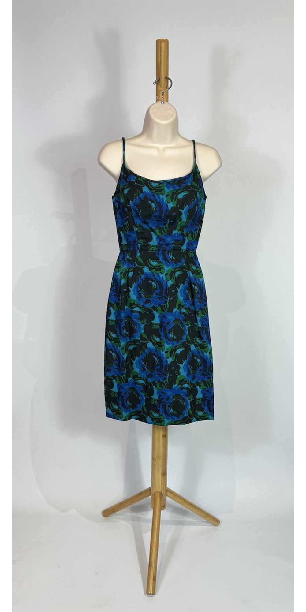 1950s - 1960s Blue Rose Floral Wiggle Dress - image 1