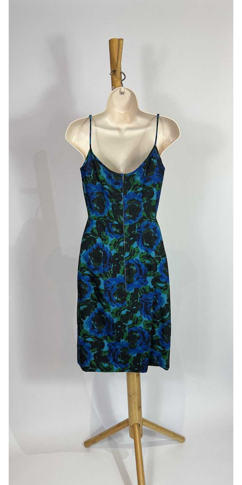 1950s - 1960s Blue Rose Floral Wiggle Dress - image 5