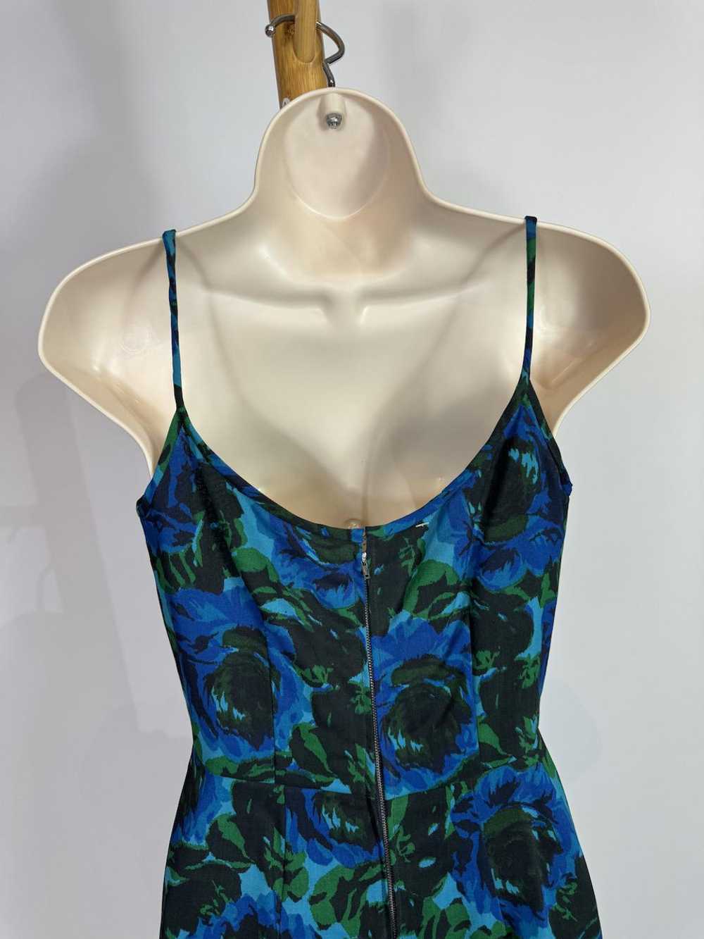 1950s - 1960s Blue Rose Floral Wiggle Dress - image 6