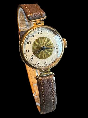 1925 Unbranded 9ct Yellow Gold Ladies Dress Watch
