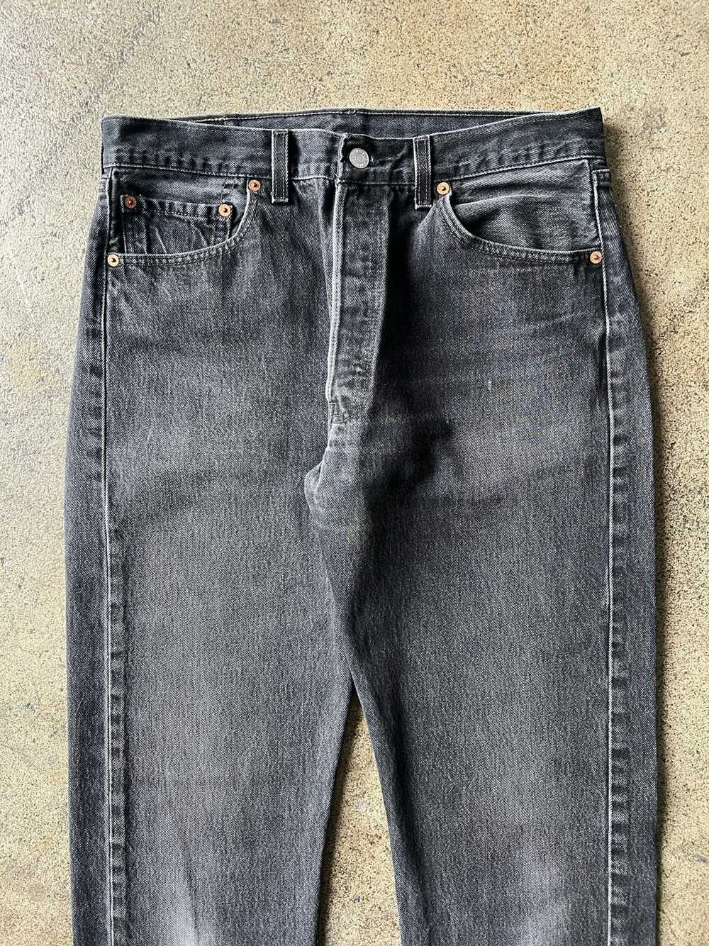 1990s Levi's 501 Faded Black Jeans 32" x 32.5" - image 2