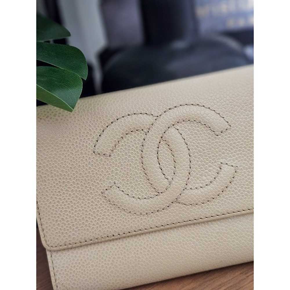 Chanel Caviar Trifold Wallet - image 9